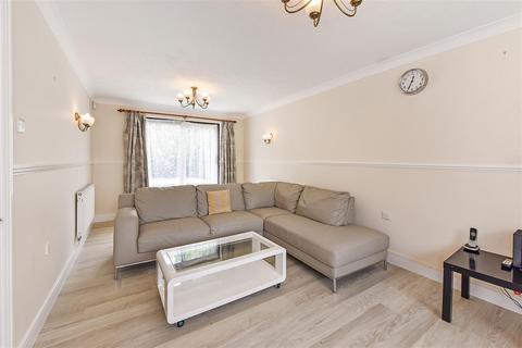 4 bedroom detached house for sale, Gleneagles Drive, Waterlooville