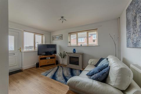 1 bedroom end of terrace house for sale, Open Hearth Close, Pontypool NP4