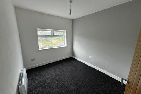 2 bedroom flat to rent, Birmingham New Road, Dudley