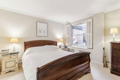 2 bedroom flat for sale, Culford Gardens, London SW3