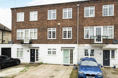 4 bedroom terraced house for sale, Sunmead Road, Sunbury-On-Thames TW16