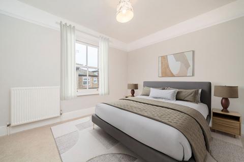 35 Prospect Road, Long Ditton, Surbiton, KT6 5PY
