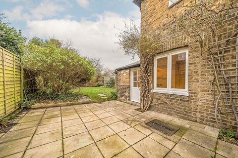 35 Prospect Road, Long Ditton, Surbiton, KT6 5PY