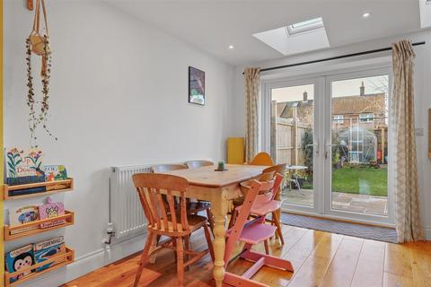 3 bedroom end of terrace house for sale, Kings Hedges Road, Cambridge CB4