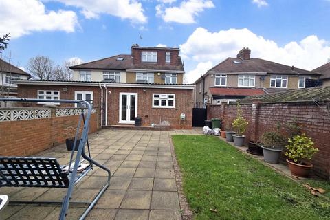 5 bedroom semi-detached house for sale, Hitherbroom Road, Hayes, Greater London, UB3