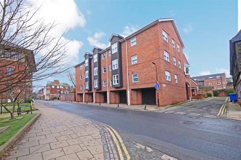 Queens Staith Mews, Skeldergate