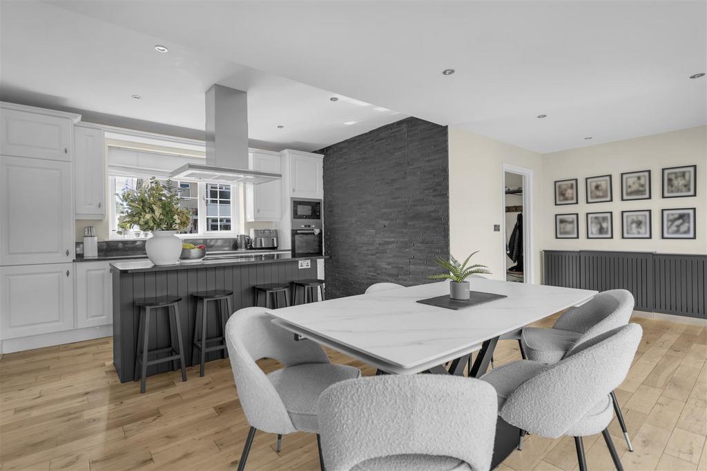 Kitchen diner