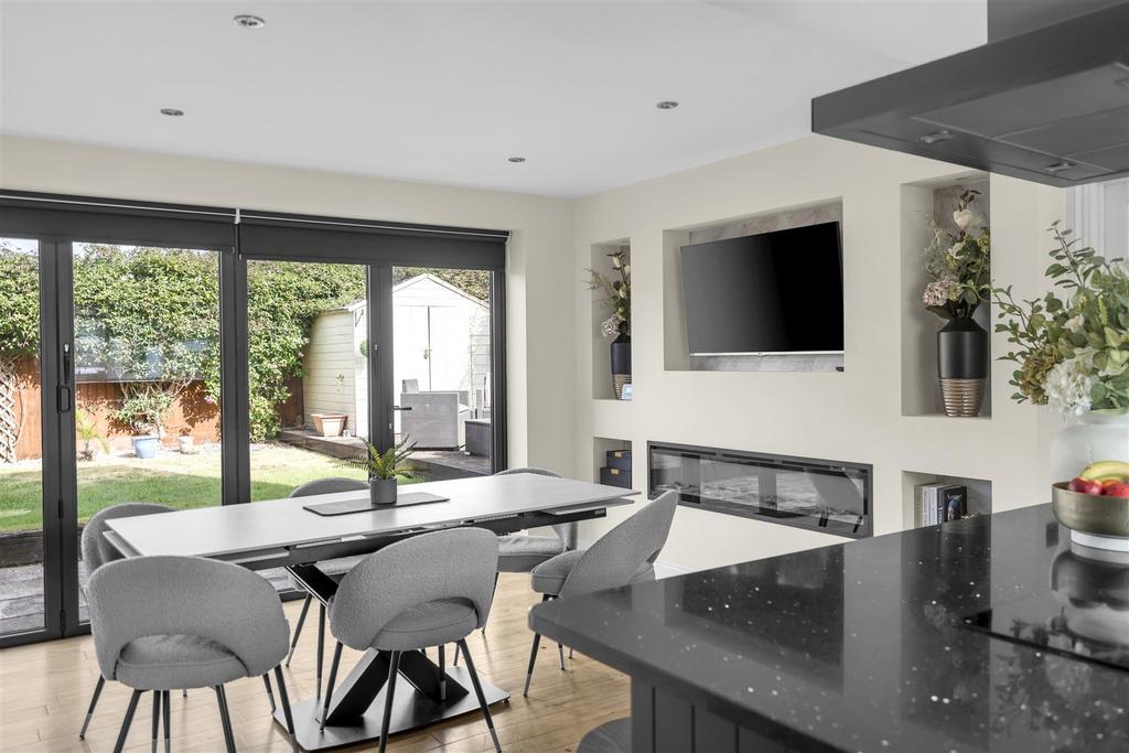 Kitchen diner