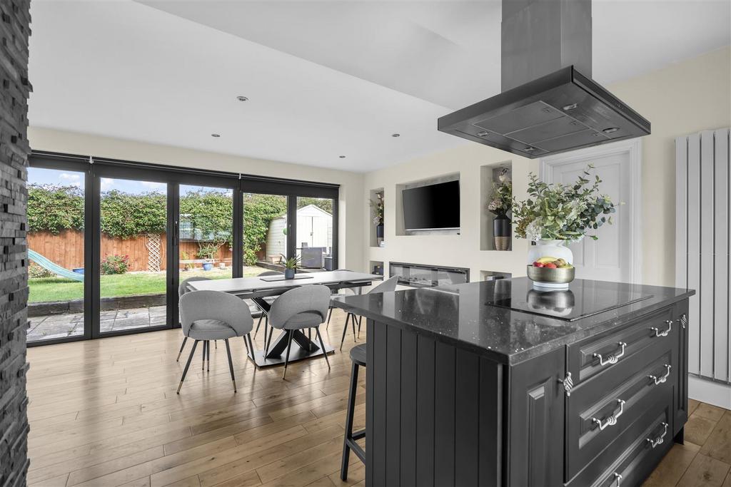 Kitchen diner