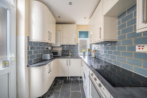 3 bedroom end of terrace house for sale, Shelley Road, Bedfordshire LU4