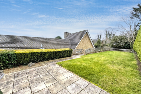 4 bedroom bungalow to rent, Purley CR8