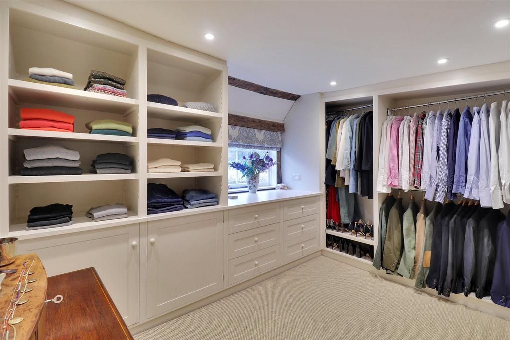 Walk In Wardrobe