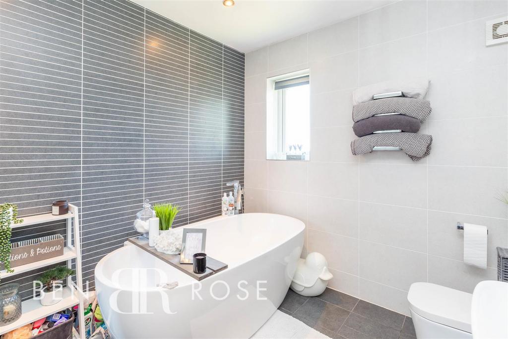 Ensuite
