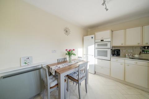 2 bedroom apartment for sale, Lansdown Road, Gloucestershire GL51