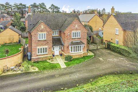 5 bedroom detached house for sale, North Meadow View, Northampton NN5