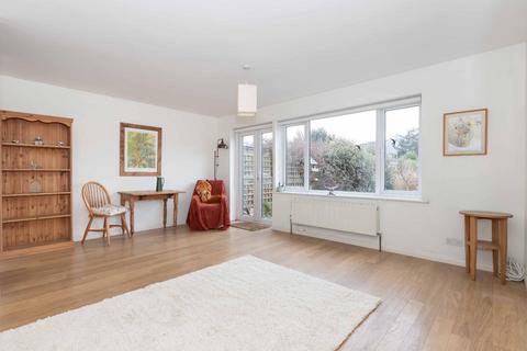 3 bedroom terraced house for sale, Kings Crescent, Shoreham-By-Sea