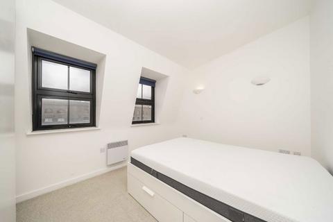 2 bedroom flat for sale, Redcross Way, London SE1