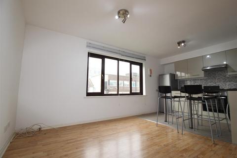 1 bedroom apartment to rent, Buckland Road, London E10