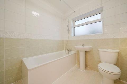 1 bedroom maisonette for sale, Fotheringham Road, Enfield EN1