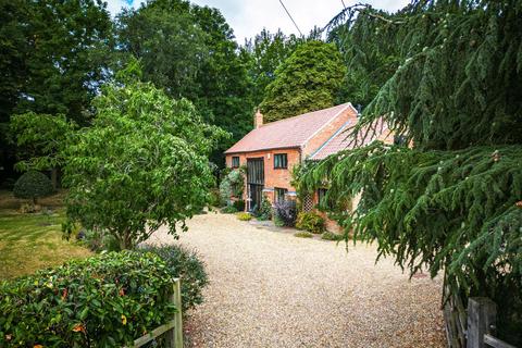 4 bedroom barn conversion for sale, Barn Conversion with Annexe in Scarning