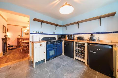 3 bedroom townhouse for sale, Kington,  Herefordshire,  HR5