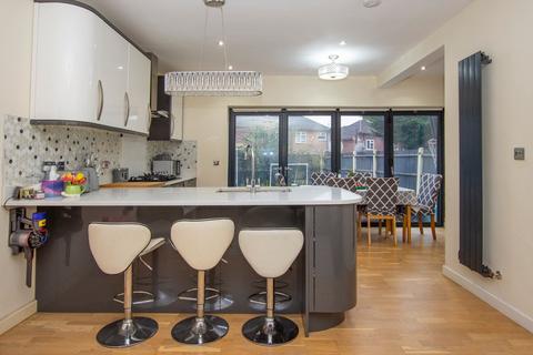 37 Southover, Bromley, BR1 4RU