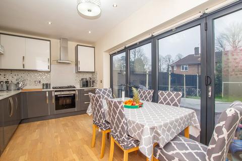 37 Southover, Bromley, BR1 4RU