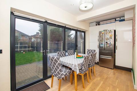 37 Southover, Bromley, BR1 4RU