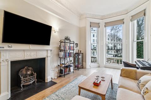 1 bedroom flat for sale, Stanhope Gardens, London