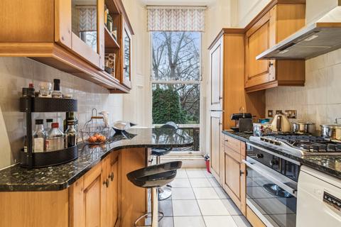 1 bedroom flat for sale, Stanhope Gardens, London