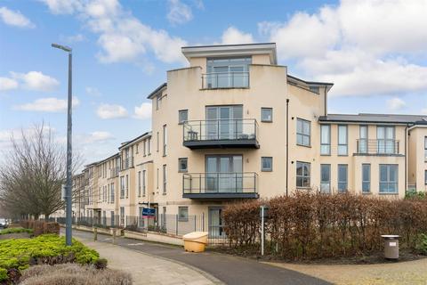 2 bedroom penthouse for sale, Springhead Road, Northfleet, Gravesend, Kent