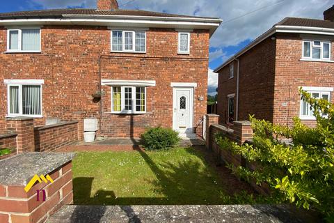 3 bedroom semi-detached house to rent, Oakmoor Road, Doncaster DN8