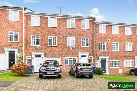 4 bedroom townhouse for sale, Oakview Gardens, London N2