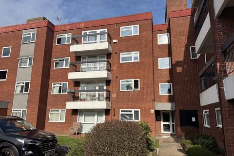 2 bedroom flat to rent, Grange Gardens, Southgate N14