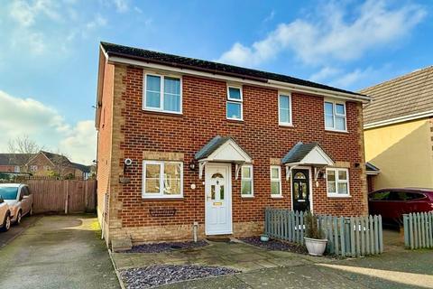 3 bedroom semi-detached house for sale, Hadrians Way, Maldon