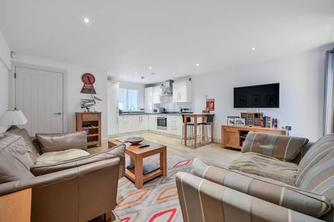 3 bedroom maisonette for sale, St. Marks Street E1, Tower Hill, London, E1