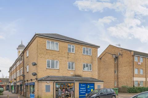 2 bedroom flat for sale, The Tower Centre Alvescot Road, Carterton, Oxfordshire, OX18