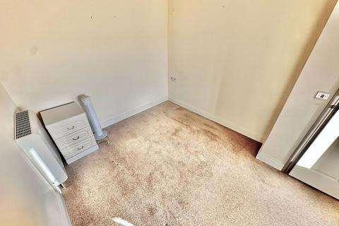 2 bedroom flat for sale, Charles Hayward Drive, Wolverhampton/Sedgley border WV4