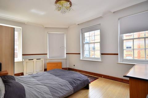 2 bedroom flat to rent, Weymouth Street, Marylebone, London, W1G