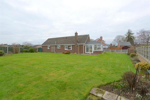 3 bedroom detached bungalow for sale, Carnforth Close, Washford Park, Shrewsbury