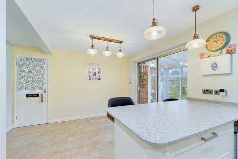 3 bedroom semi-detached house for sale, Jupiter Drive, Leighton Buzzard, LU7
