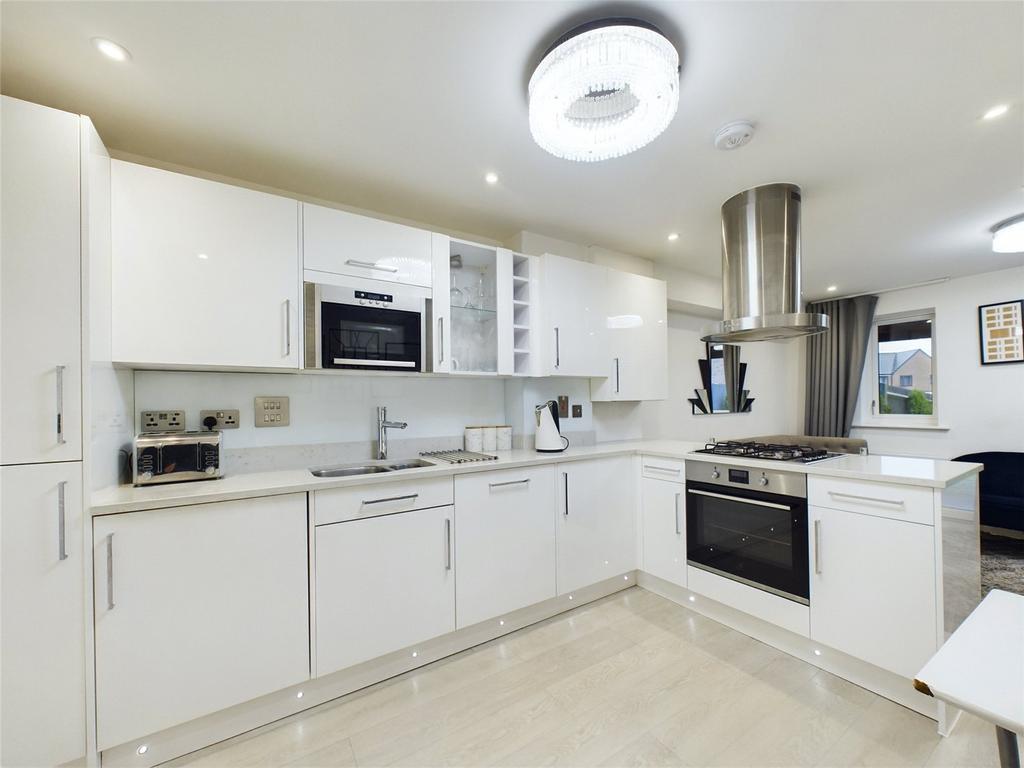 Kitchen/Living Area