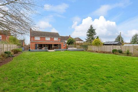 4 bedroom detached house for sale, Church Lane Whittington, Worcestershire, WR5 2RQ