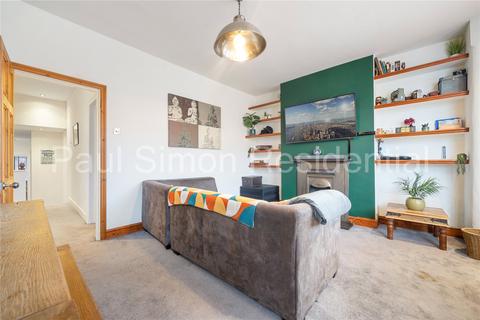 2 bedroom apartment for sale, Allison Road, Harringay, London, N8