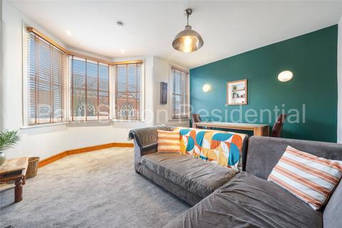 2 bedroom apartment for sale, Allison Road, Harringay, London, N8