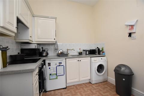 1 bedroom apartment for sale, Victoria Court, Morley, Leeds