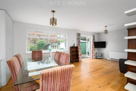 4 bedroom semi-detached bungalow for sale, Foxlake Road, West Byfleet KT14