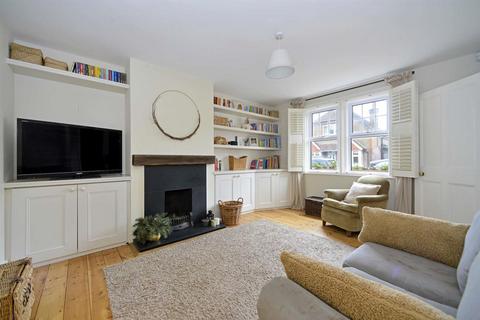 3 bedroom end of terrace house for sale, Barton Road, Bramley