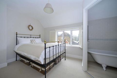 Airedale Cottage Barton Road, Bramley, Guildford, GU5 0EA