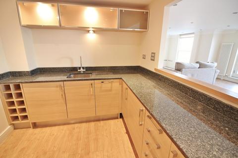 2 bedroom flat to rent, Promenade, Southport, PR9